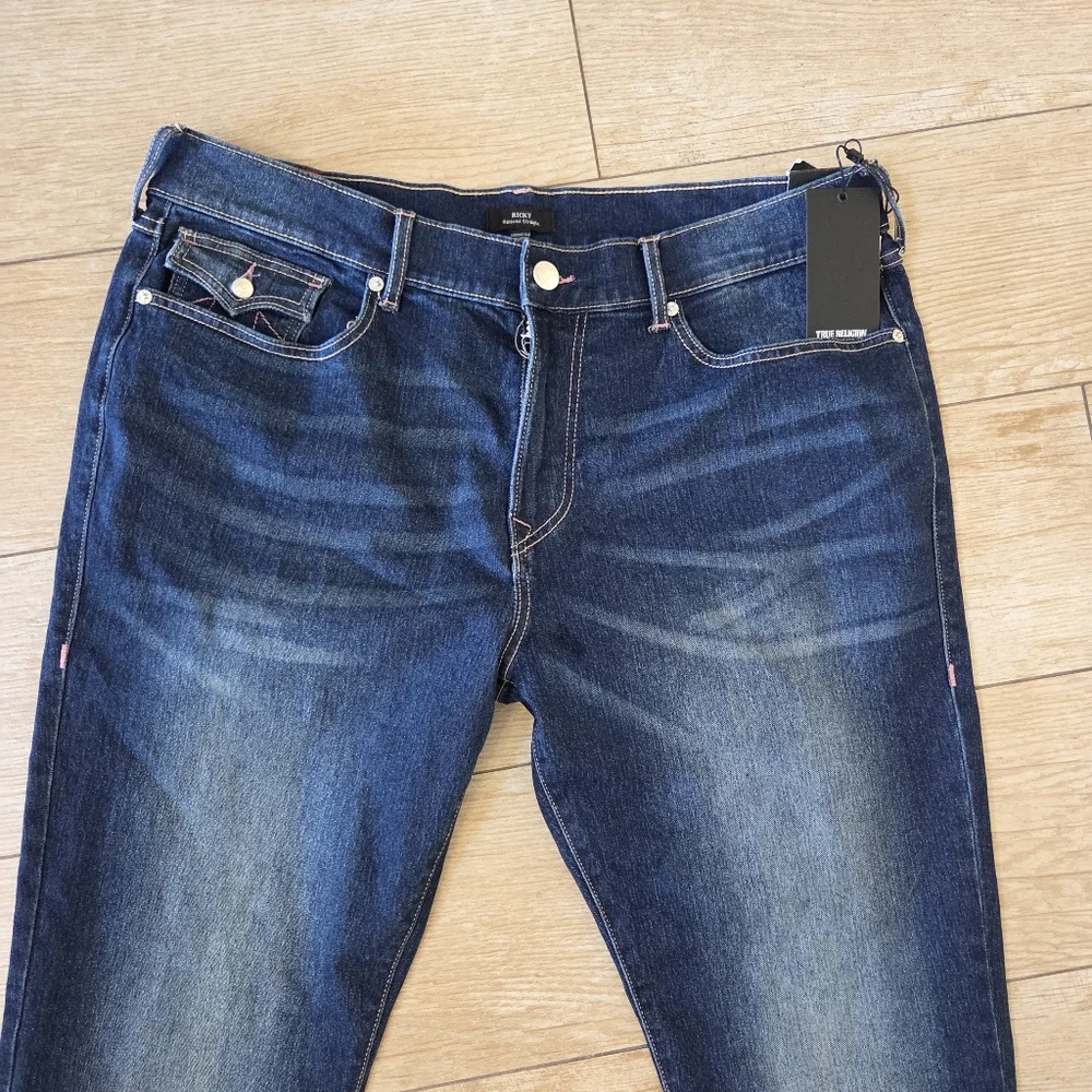True Religion Jeans Mens 38x34 Ricky Flap SN Relaxed Dark Wash Stitch Denim